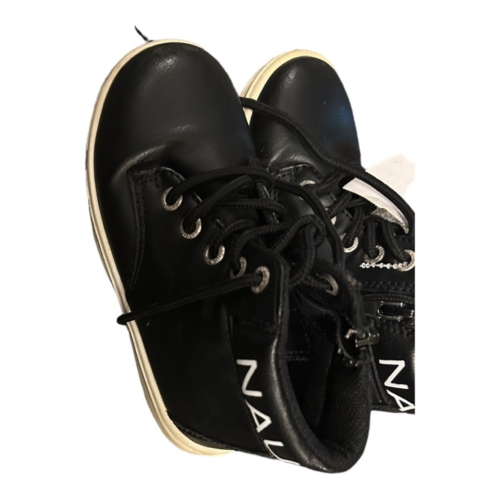 Nautica toddler boys breakwharf sneakers in size 9. GUC - Picture 4 of 4
